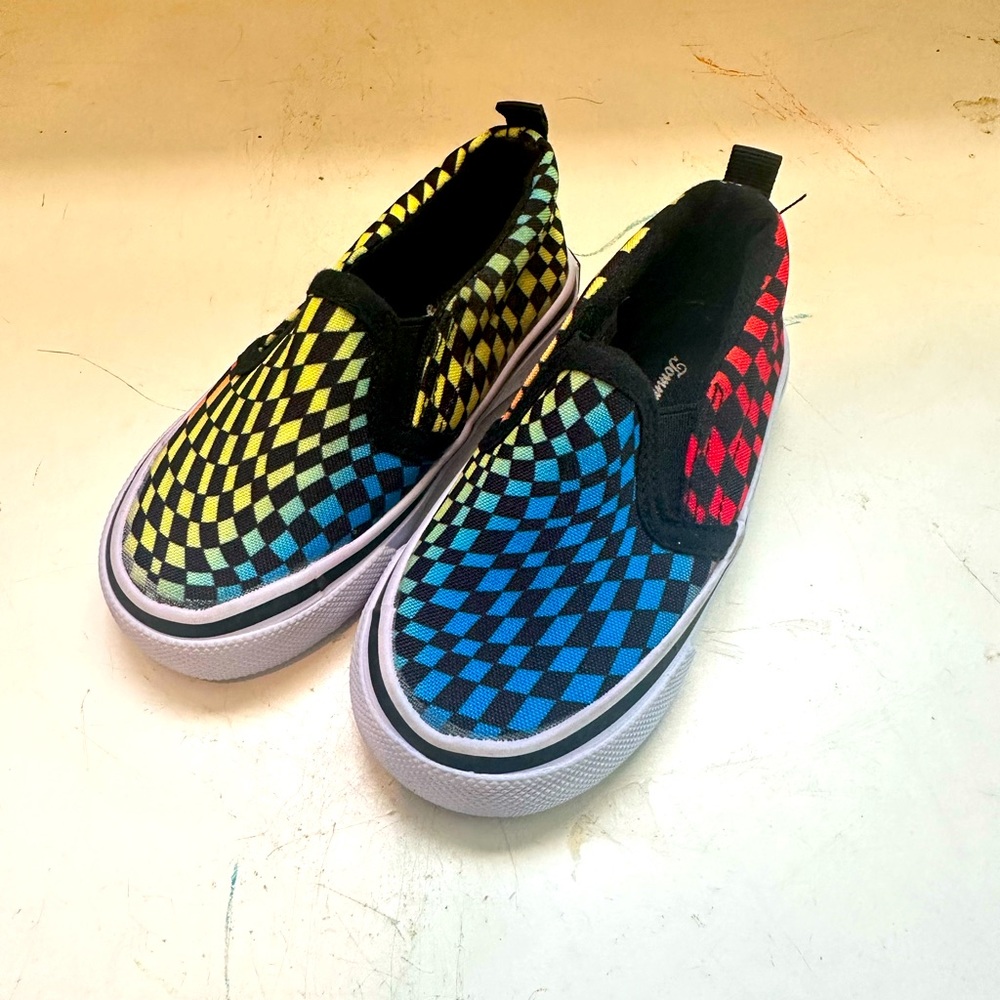 NEW Tommy Bahamas size 6